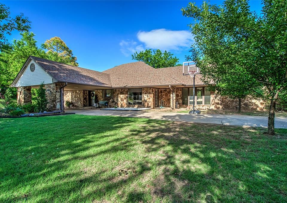 1st image of 4611 Churchill Downs Dr
