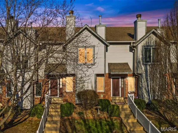4007 Sherman Park Dr #16G, Saint Charles, MO 63303