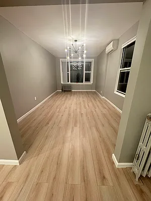 Rented by Exclusive Properties Realty Inc | media 9