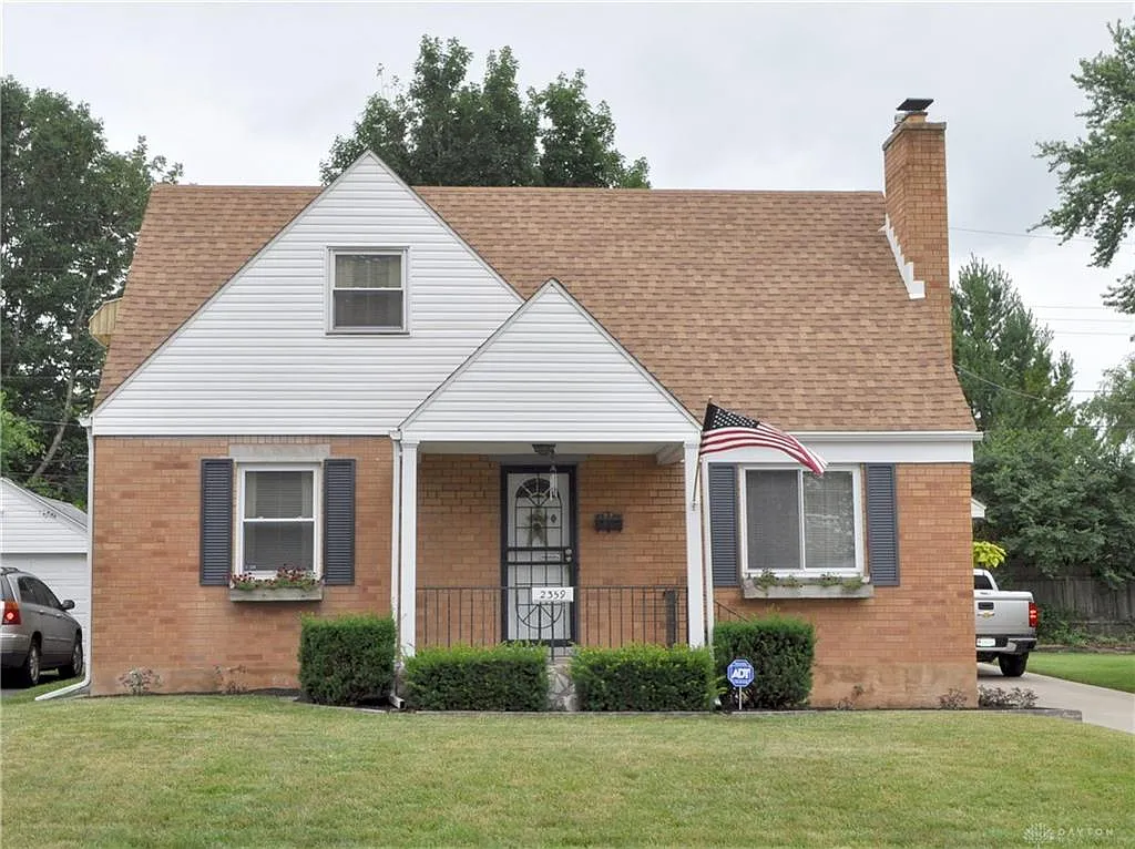 2359 Mayfair Rd photo 1