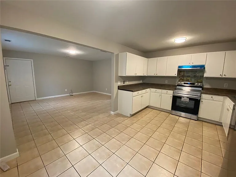 130 River Pointe Ct SW #132 — Photo 10
