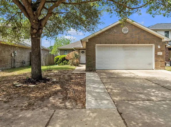 5107 Royal Cypress Dr, Katy, TX 77449