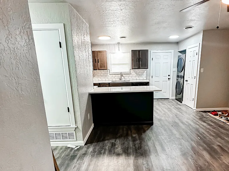 4710 NW Motif Manor Blvd #B — Photo 7