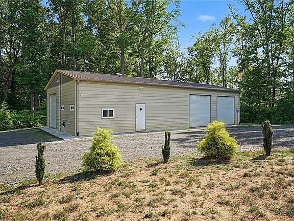 3rd image of 8430 Rumbley Rd