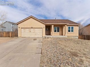 7474 Lake Ave, Fountain, CO 80817