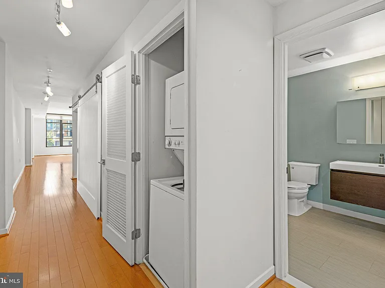 437 New York Ave NW #220 — Photo 14