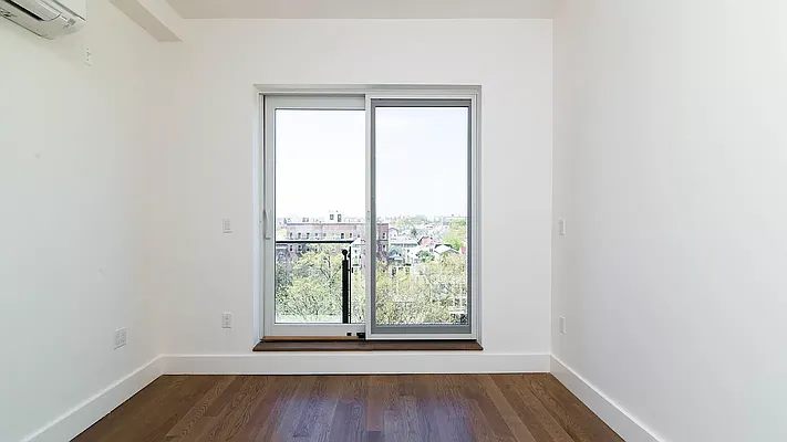 Rented by Twin Group | media 4