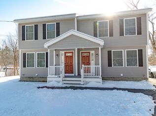 60 Crescent Ln #A, Manchester, NH 03109