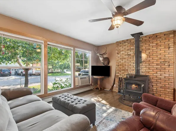 14 Council Bluffs Dr, Columbia Falls, MT 59912