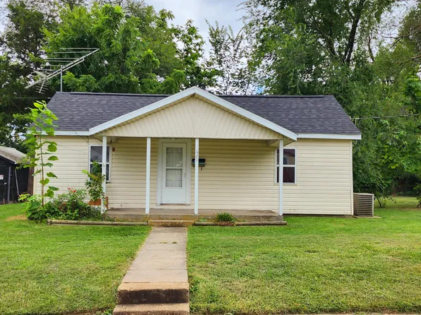 620 Frisco Street, Mountain Grove, MO 65711
