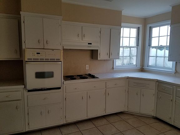 Kid-friendly oven (out-of-reach)