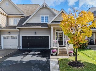 73 English Ln, Brantford, ON N3T 0G9