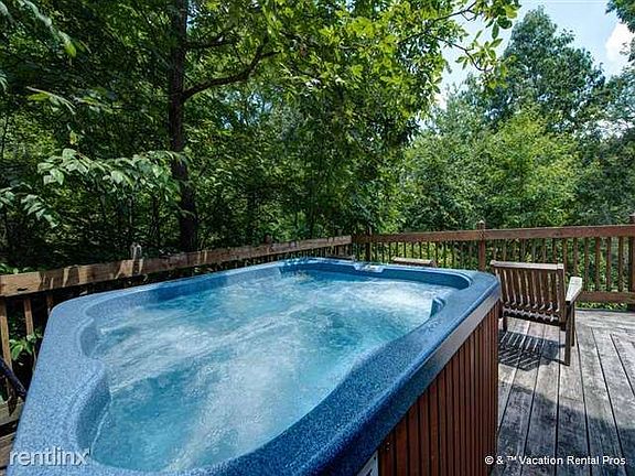The blissful outdoor hot tub