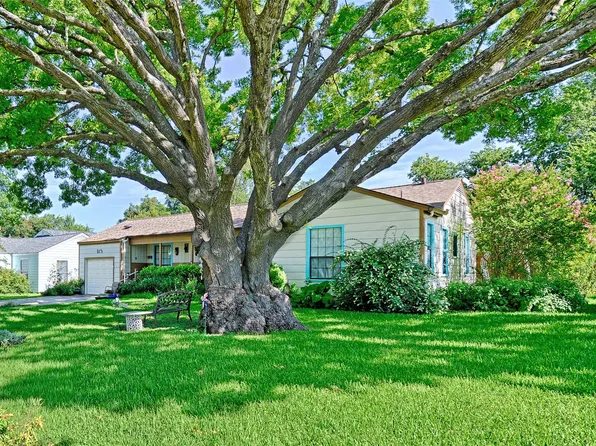 317 Edgehill Blvd, Richardson, TX 75081