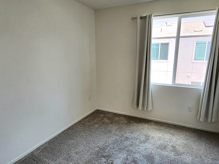 5495 Seacliff Pl #117 — Photo 17