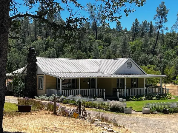 24223 Highway 299 E, Bella Vista, CA 96008
