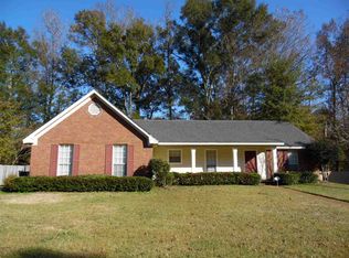 913 Mountain Crest Dr, Byram, MS 39272