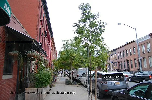 Rented by ZealEstate Group Inc | media 52