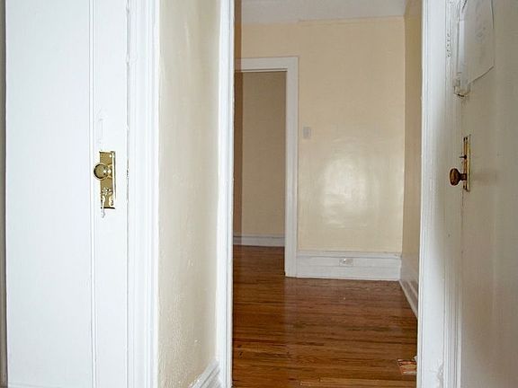 3rd image of 57 Vermilyea Ave APT 5C