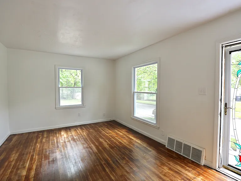 1217 Tioga Ave — Photo 10