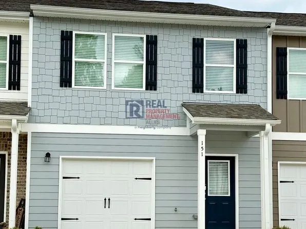 151 Village Green Dr, Adairsville, GA 30103