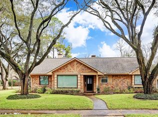 8903 Manhattan Dr, Houston, TX 77096