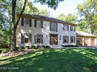 6810 Rhode Island Trl, Crystal Lake, IL 60012