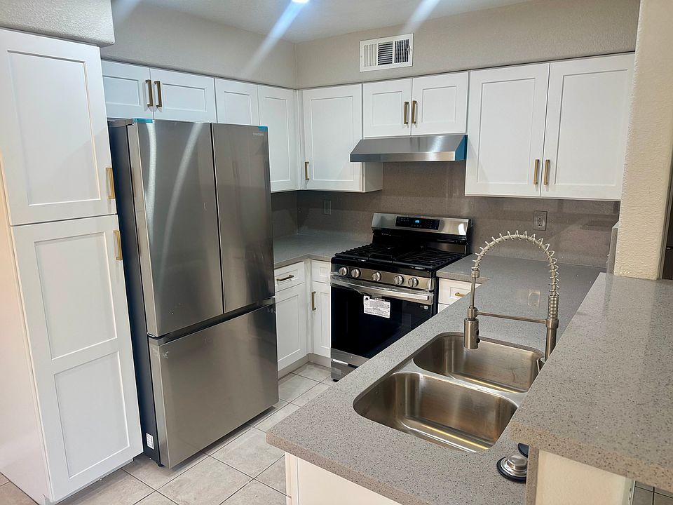 1st image of 3144 Tarpon Dr Unit 204