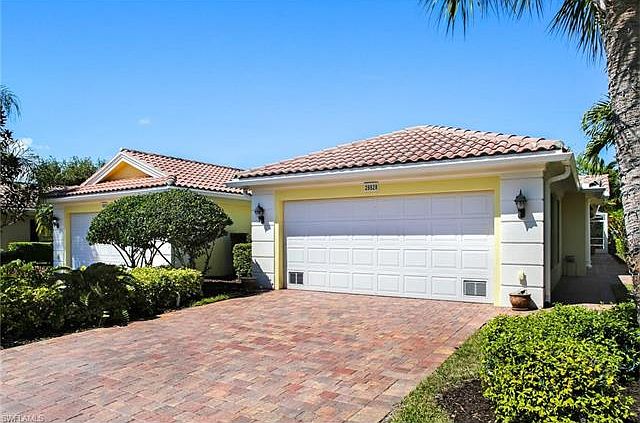 1st image of 28828 Vermillion Ln