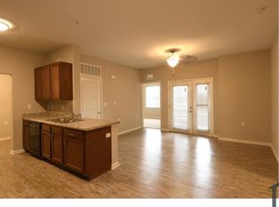 6016 Bristol Bluffs Cir #101, Louisville, KY 40299