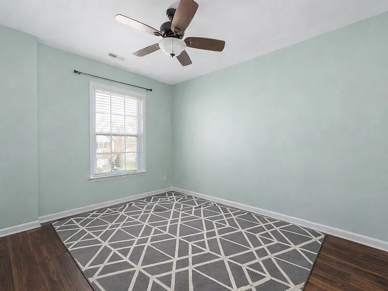 10563 Stoneacre Ct — Photo 13
