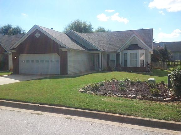 2nd image of 2378 Hillvale Cir