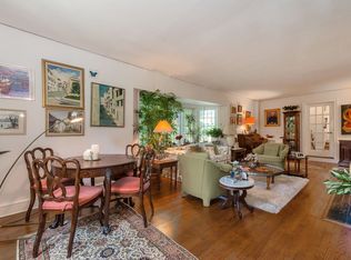 130 Meadow Ln, New Rochelle, NY 10805