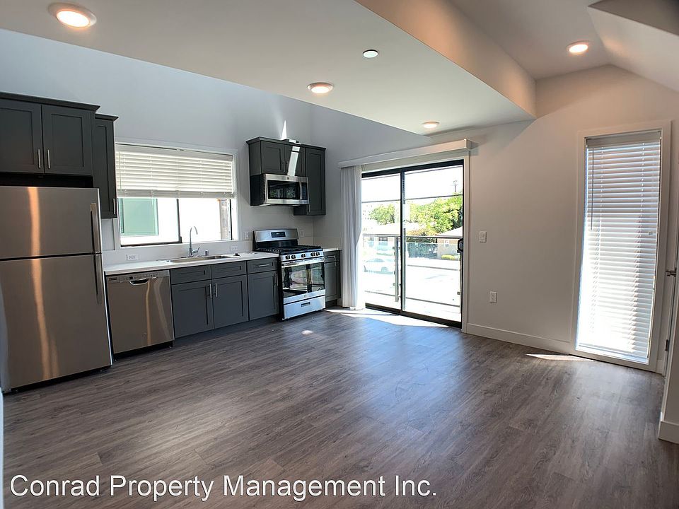 1st image of 14639 Vanowen St #205