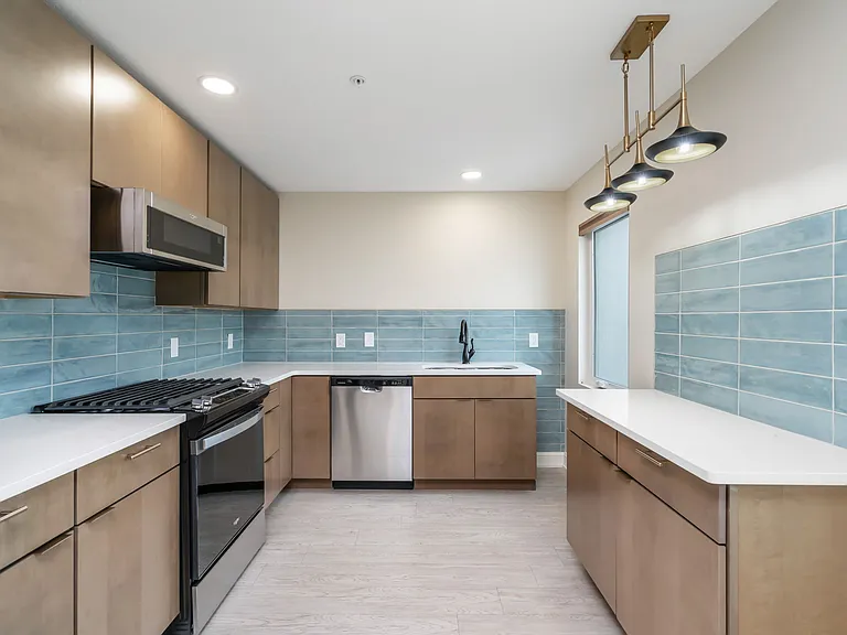 100 E Tennessee Ave #101 — Photo 14