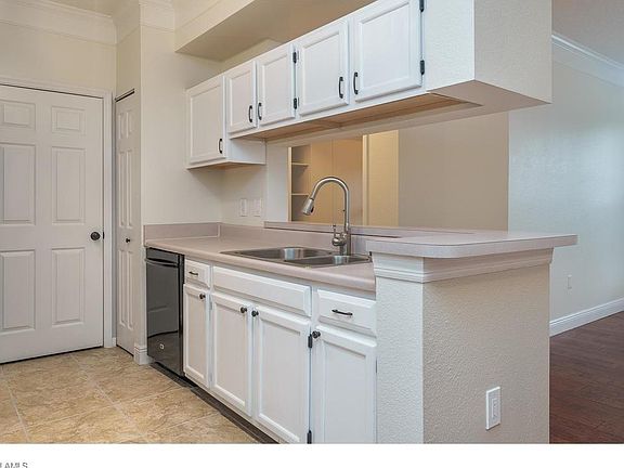 3rd image of 11480 Villa Grand APT 110