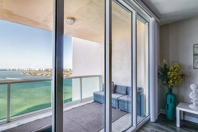 2650 Lake Shore Dr #2203 — Photo 24