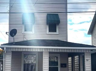 87 Pine St, Pittston, PA 18641