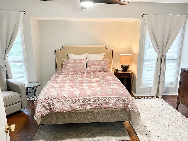 768 Roland St — Photo 12