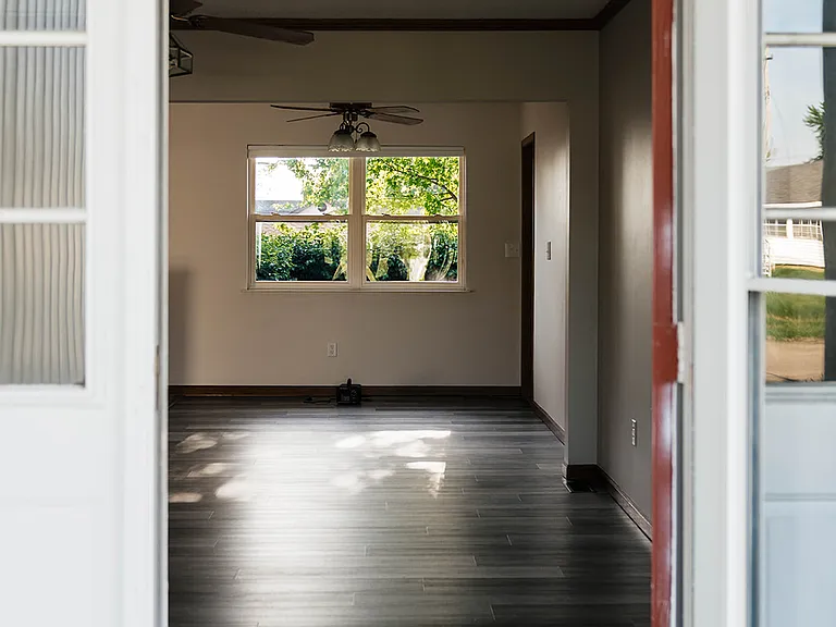 405 Lake St — Photo 4