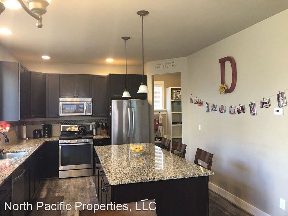 1st image of 15128 276th Pl NE