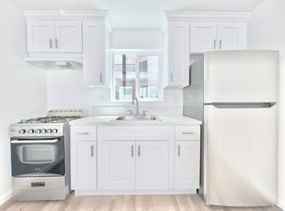 20610 Hartland St #20614, Winnetka, CA 91306