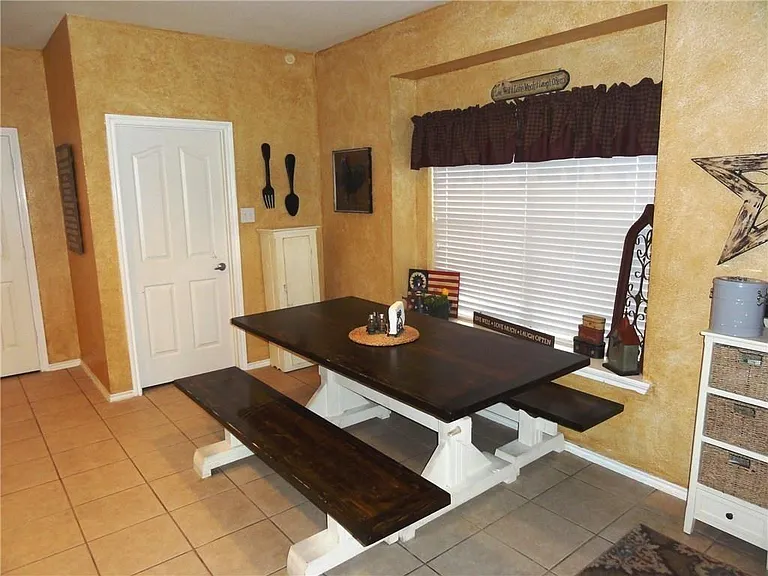 Dining Area next to kitchen
