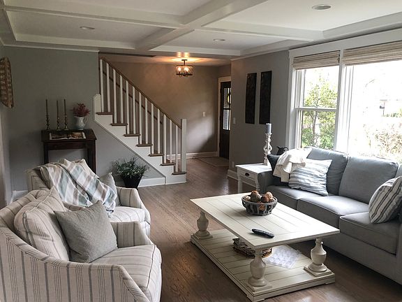 4th image of 705 Vosswood Dr