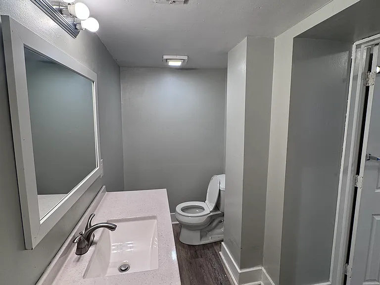 828 Silver Ave — Photo 16