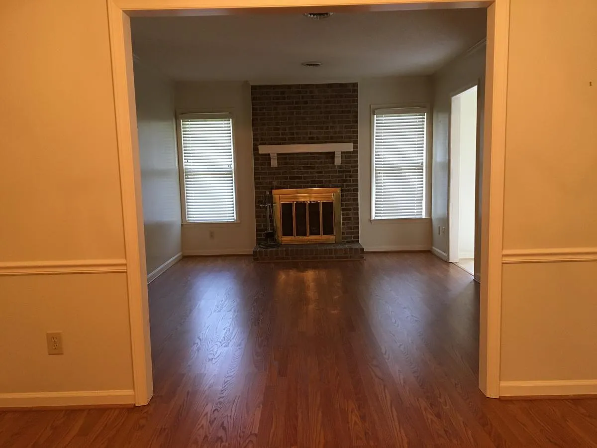 2 bed, 1136 sqft, $1,435 — Photo 4