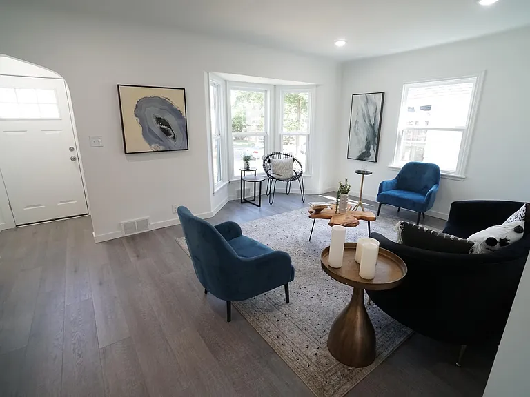 3936 Clinton Ave — Photo 7