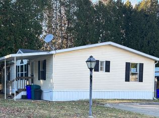 7167 Birchview Dr, Ravenna, OH 44266