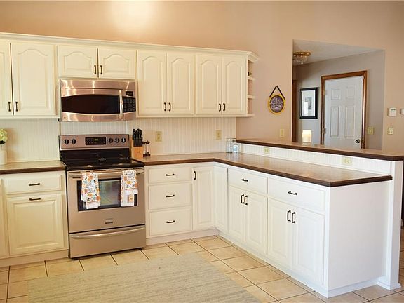 4th image of 4723 County Road 108