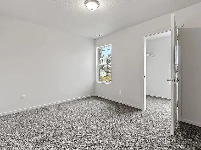 17520 E Desmet Ave — Photo 7